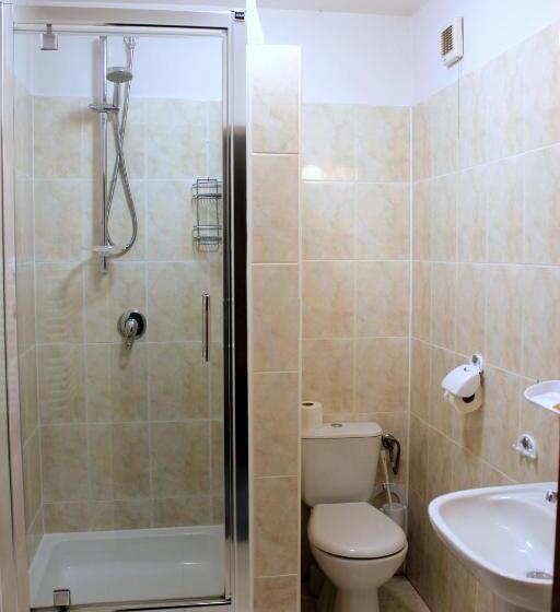 فندق Skalny Dworek