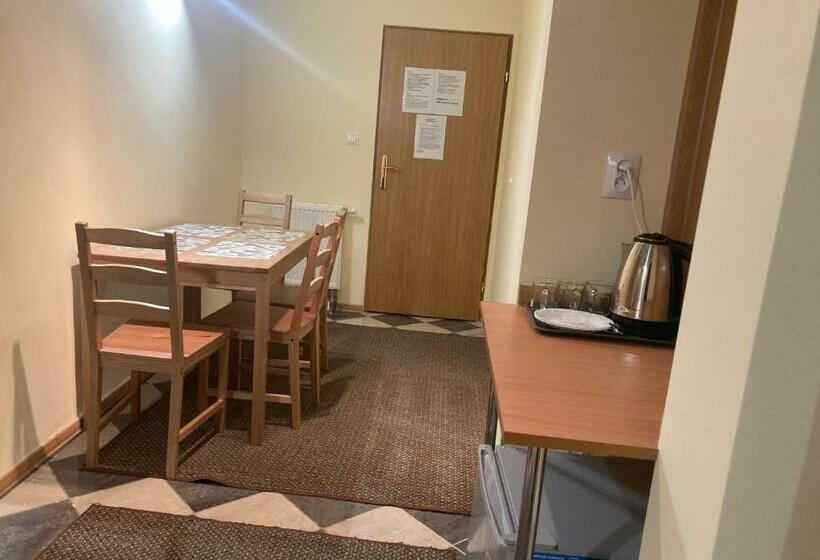 پانسیون Pokoje Gościnne Wilga