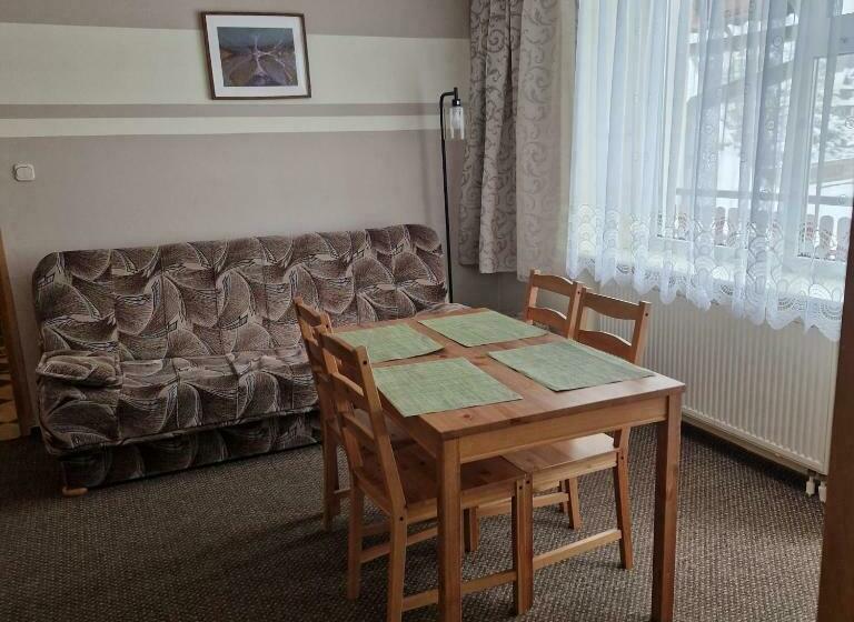 پانسیون Pokoje Gościnne Wilga