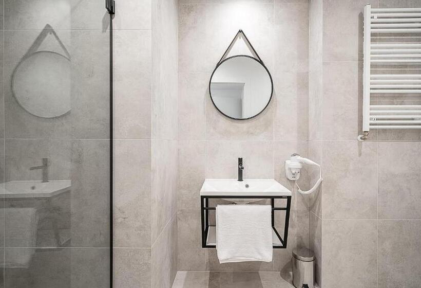 Rentplanet  Jodlowa Residence