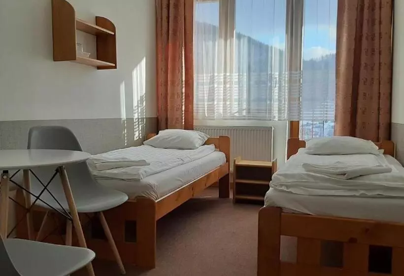 استراحتگاه Ośrodek Wczasowy Panorama Szczyrk