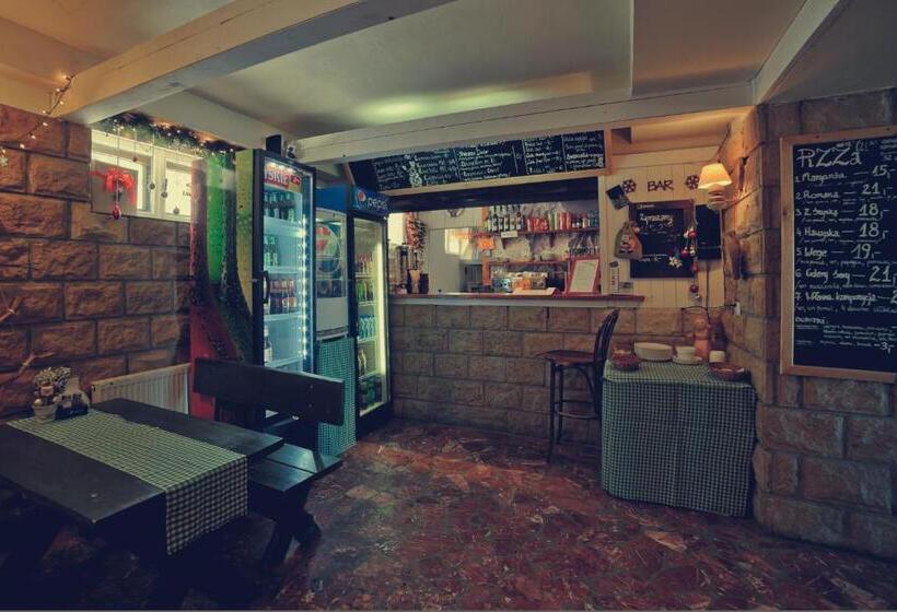 리조트 Straszny Dwór