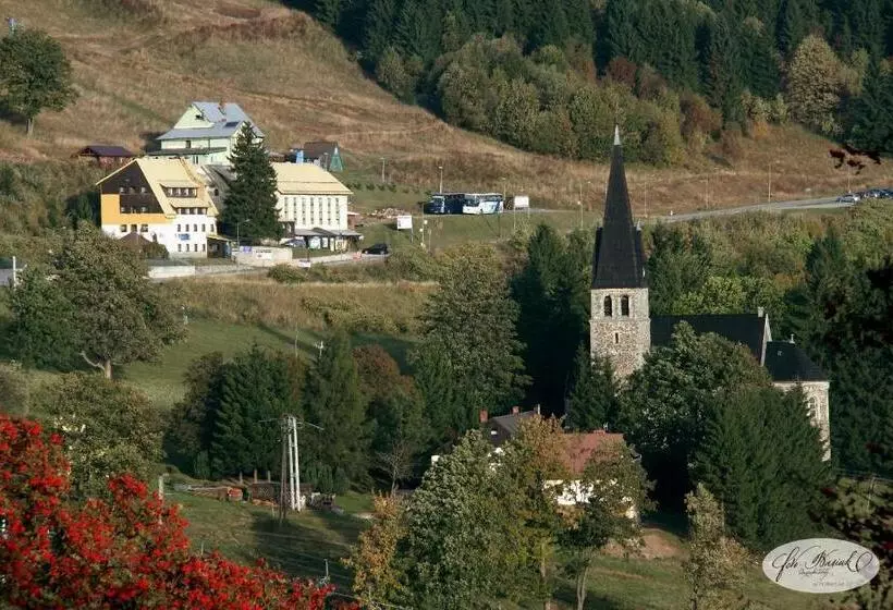 Lomakeskus Straszny Dwór
