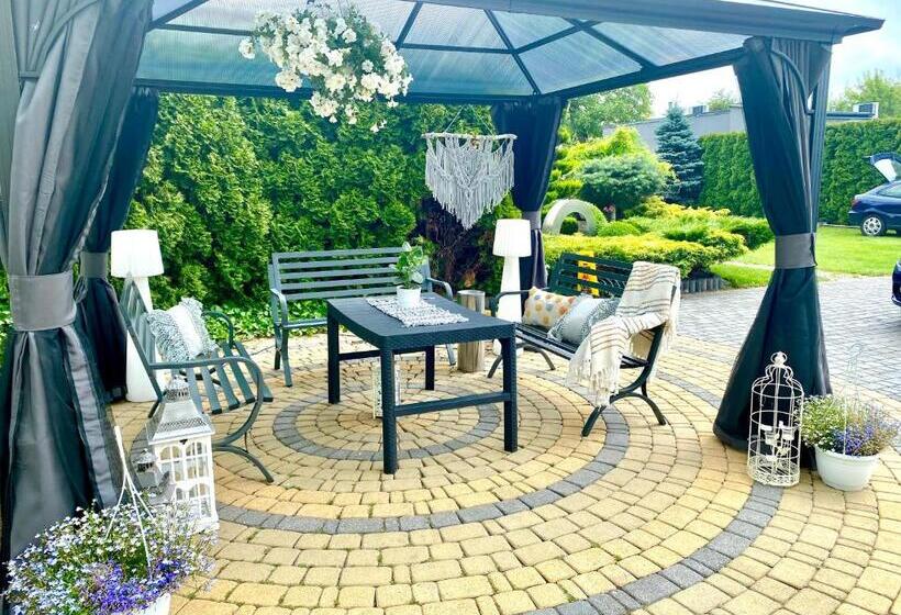 Apartamenty I Pokoje „pod Jedynką”