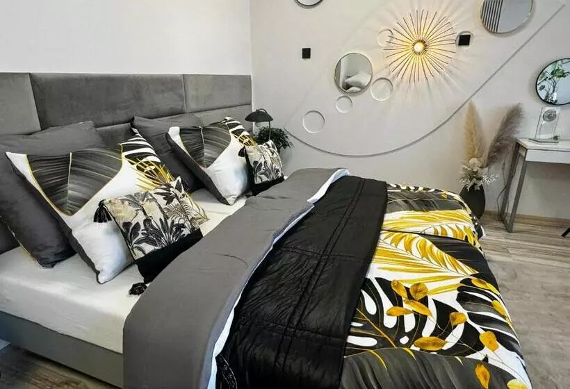 Apartamenty I Pokoje „pod Jedynką”