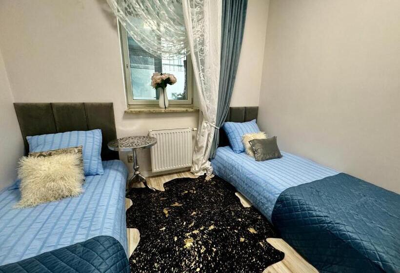 Apartamenty I Pokoje „pod Jedynką”