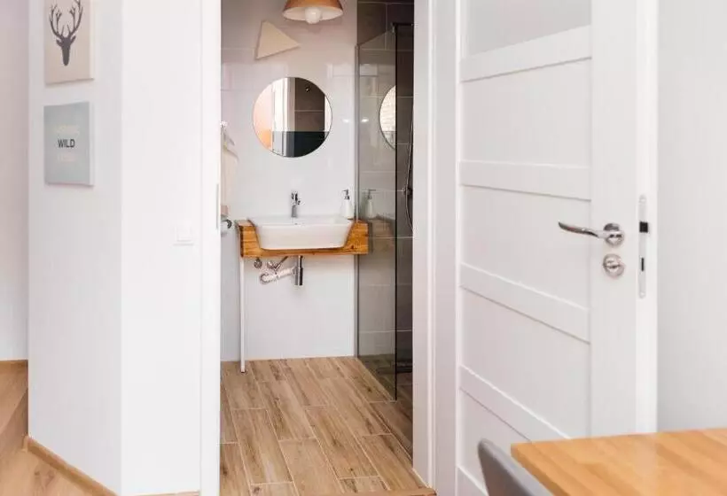 ベッドアンドブレックファースト Villa Lulu Piaseczno