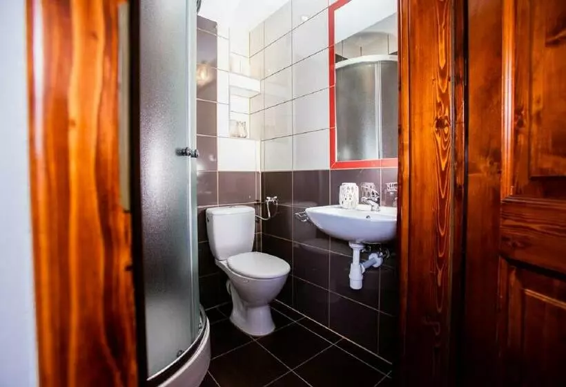 Aamiaismajoitus (B&B) Willa Bystry Potok