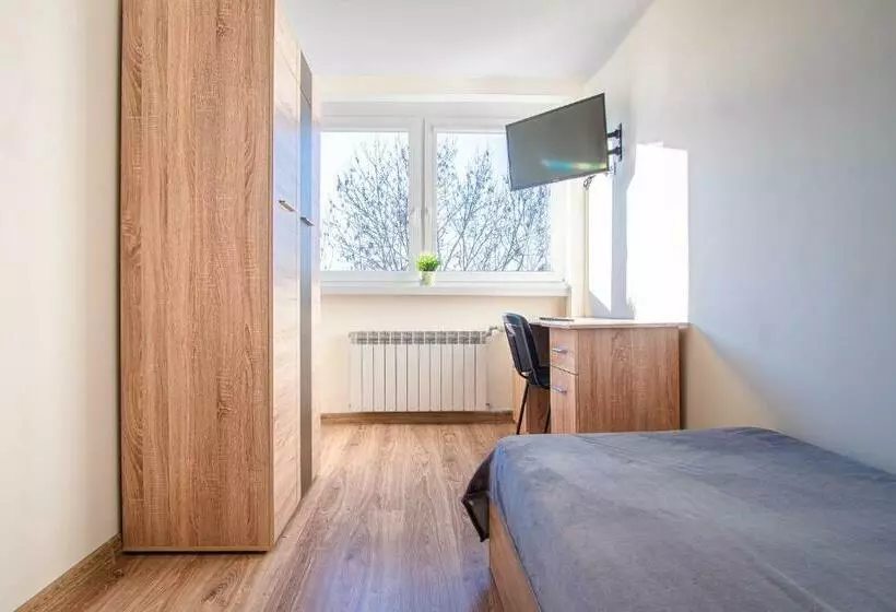 Dream Aparts   10 Lutego
