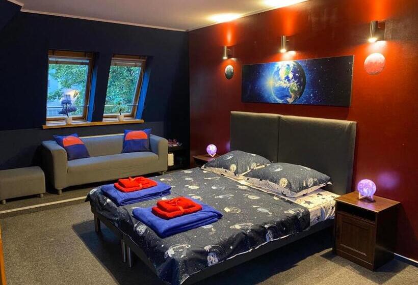 Hostel Galaxy