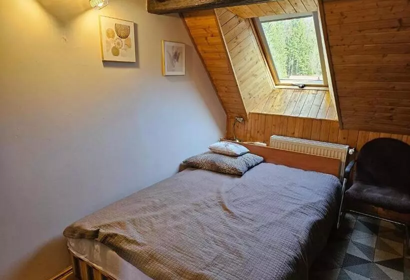 Hotelli Osmelakowa Dolina