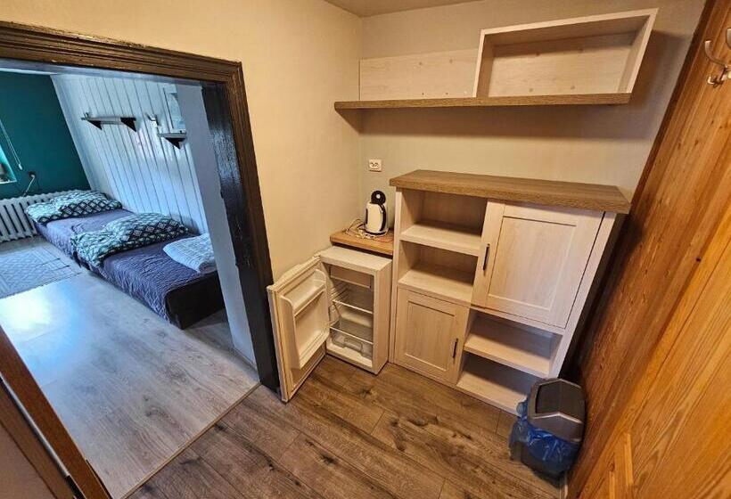 Отель Osmelakowa Dolina