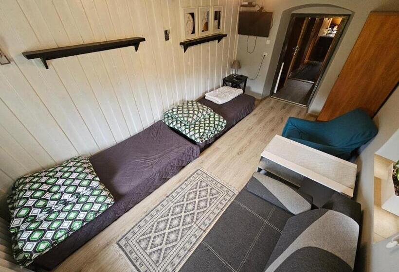 Отель Osmelakowa Dolina