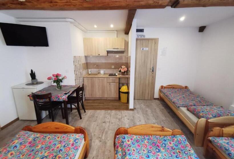 Majatalo Noclegi Pod Stodołą