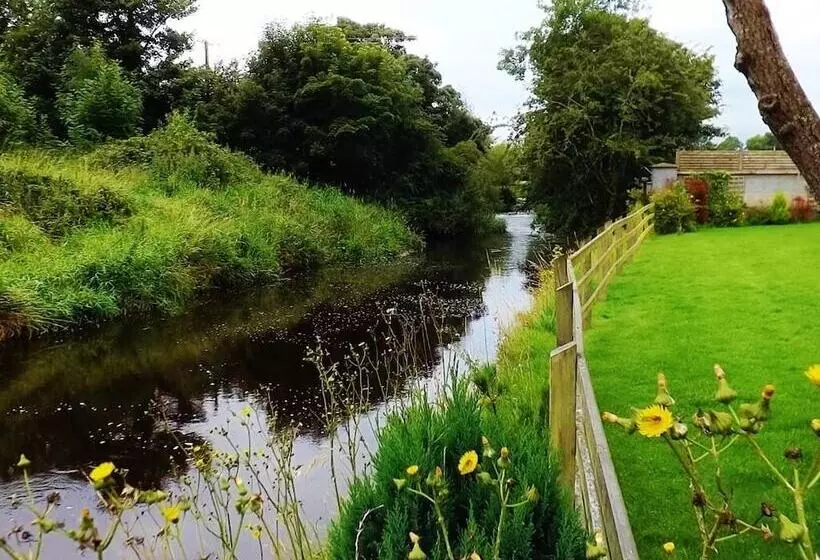 Bed and Breakfast Crowfield Country House