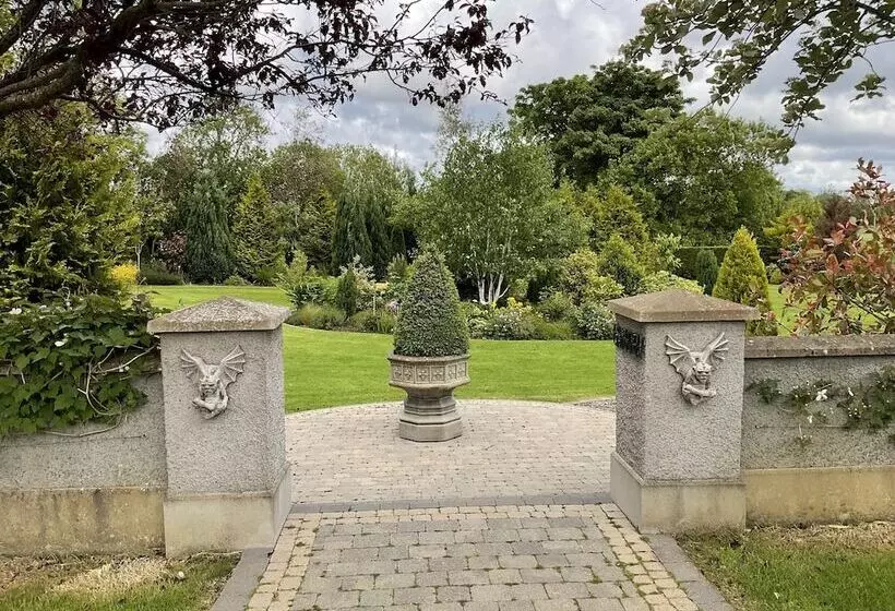 Bed and Breakfast Crowfield Country House