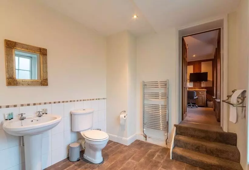 민박 Hewitt S Restaurant & Rooms