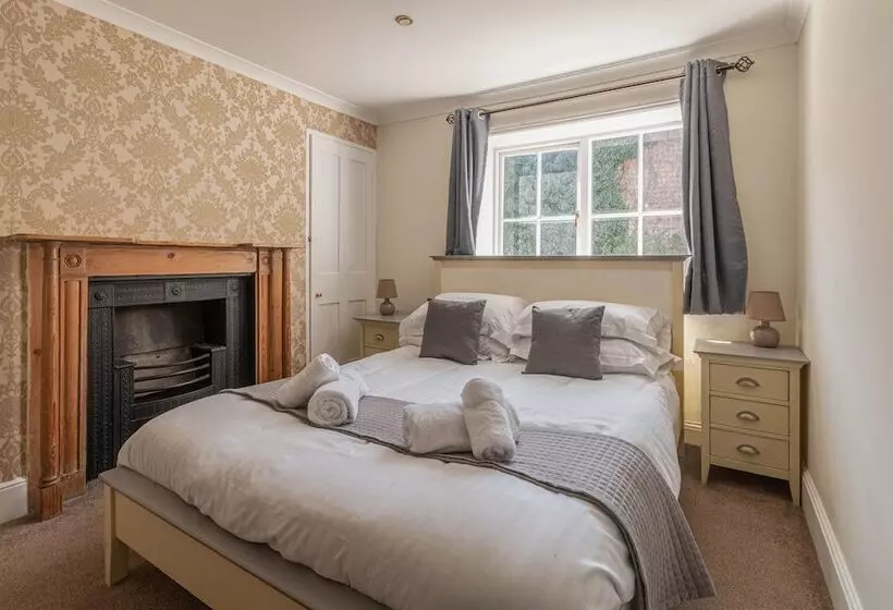 민박 Hewitt S Restaurant & Rooms