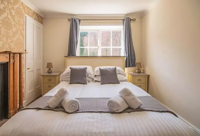 민박 Hewitt S Restaurant & Rooms