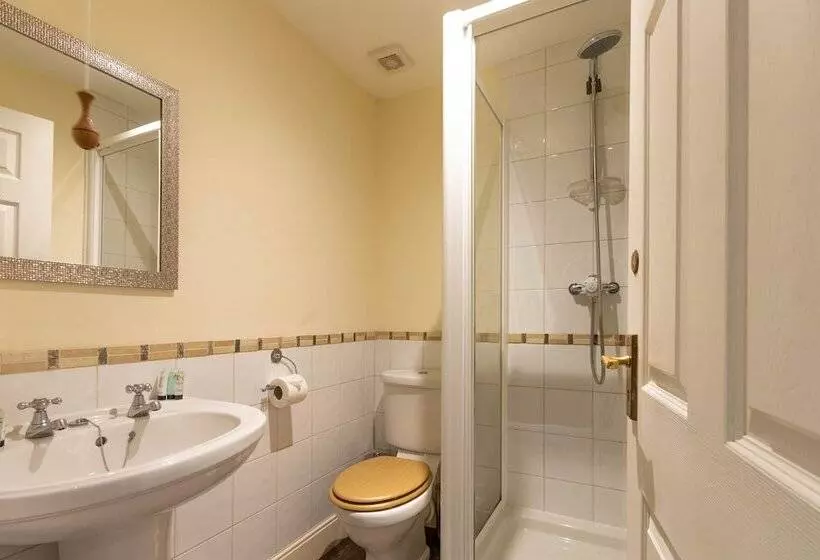 민박 Hewitt S Restaurant & Rooms