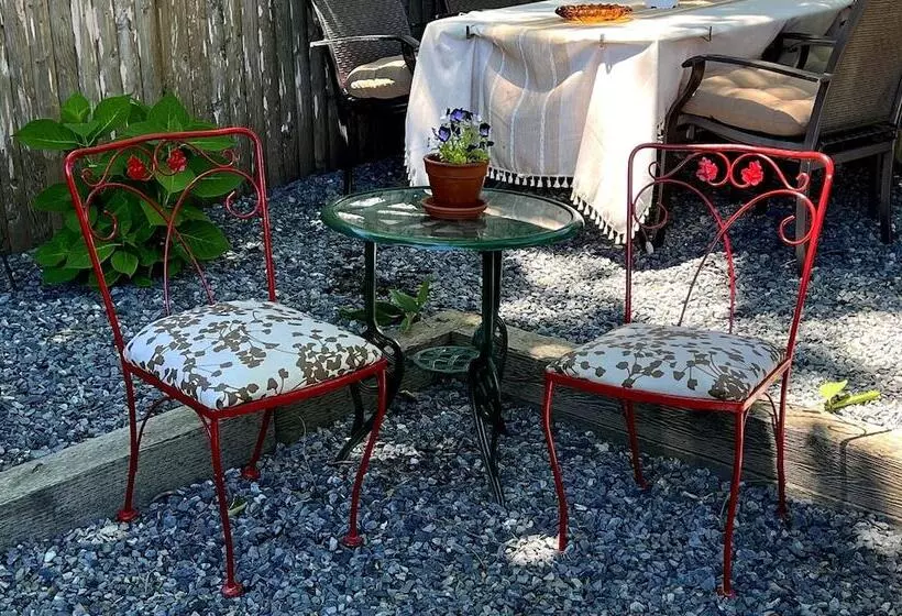 住宿加早餐 Lotus Provincetown