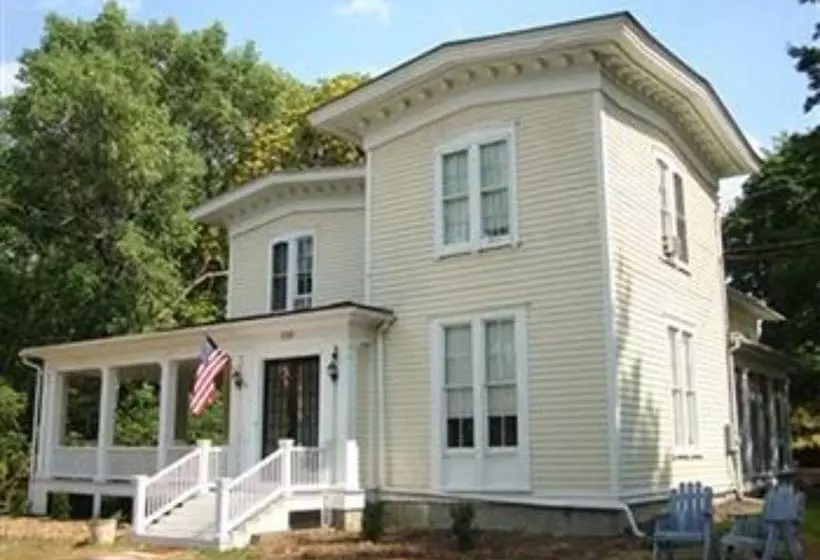 Finger Lakes Bed And Breakfast