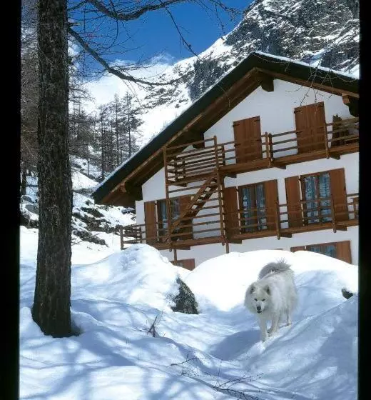 Hotel La Trinitè Monboso