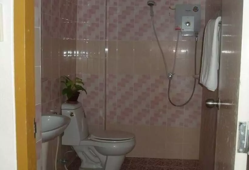 호텔 Pornthep Mansion