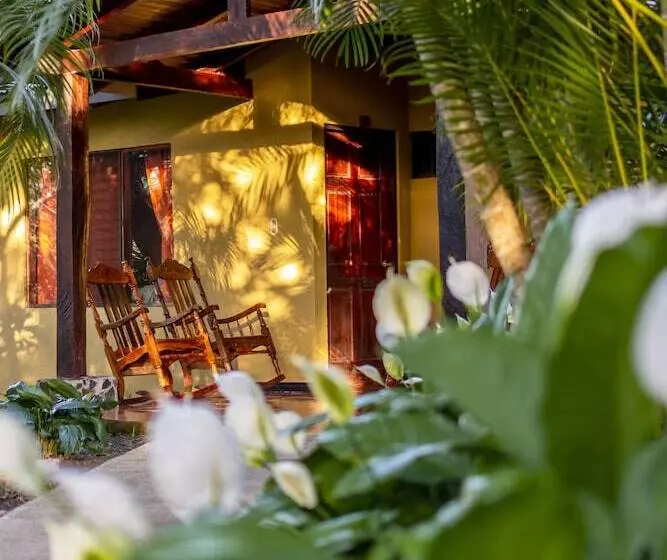 هتل Rinconcito Lodge