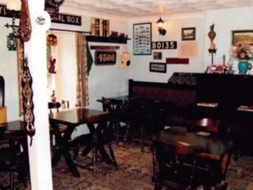 هتل The Hollybrook Country Inn