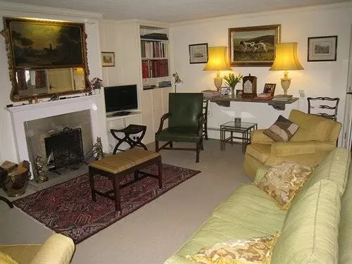 민박 The Moorhouse