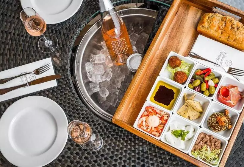 Пансион Llanerch Vineyard