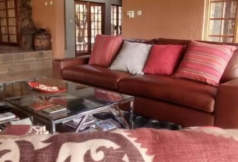 پانسیون Mokolodi House