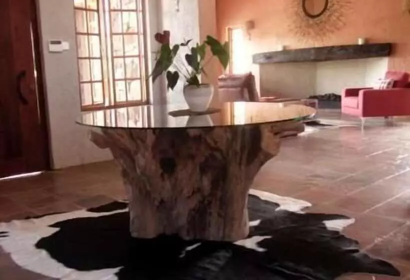 پانسیون Mokolodi House