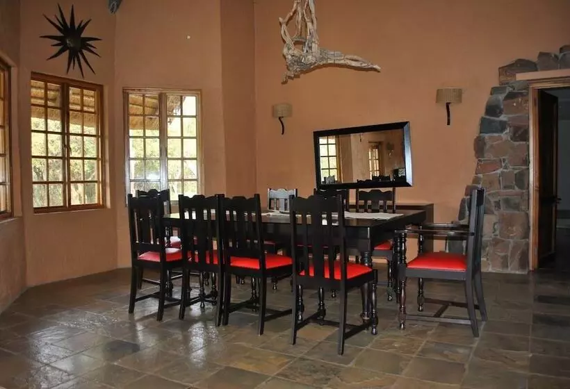 پانسیون Mokolodi House