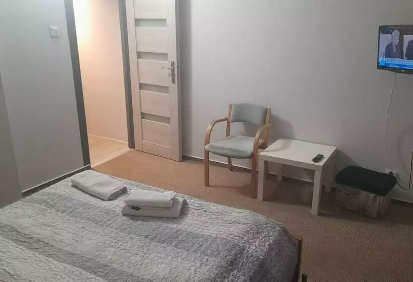 Retkeilymaja Tumska Przystań