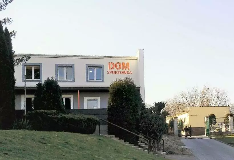 ベッドアンドブレックファースト Dom Sportowca