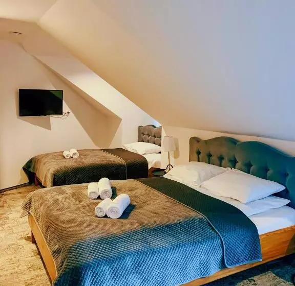 ベッドアンドブレックファースト Dwór Karwacz