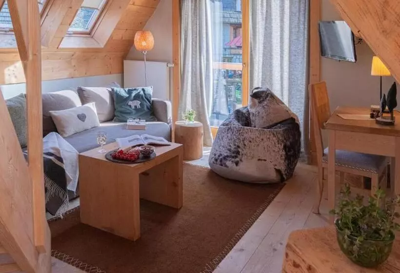 Aamiaismajoitus (B&B) Willa Mirwa