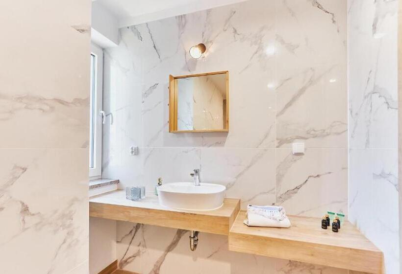 צימר Villa Astoria