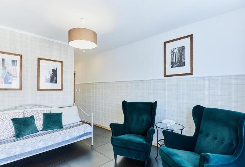 צימר Villa Astoria