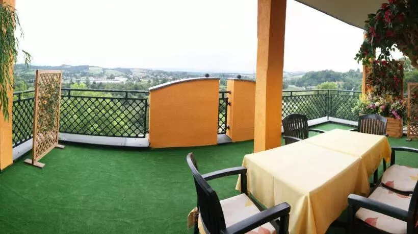 Aamiaismajoitus (B&B) Villa Historia