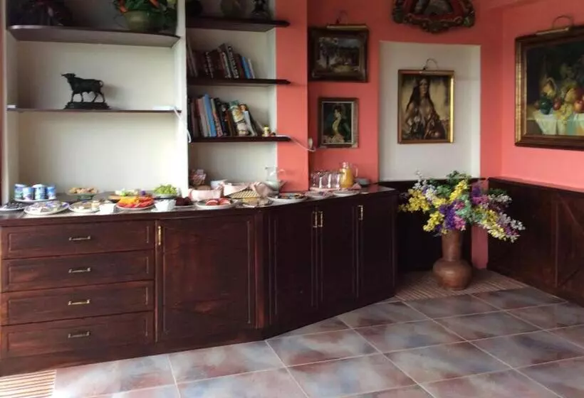 Aamiaismajoitus (B&B) Villa Historia