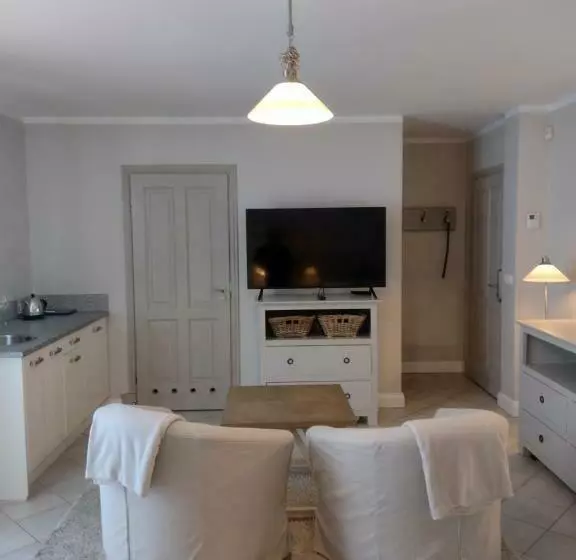 Aamiaismajoitus (B&B) Villa Park Wisełka Spa & Wellness