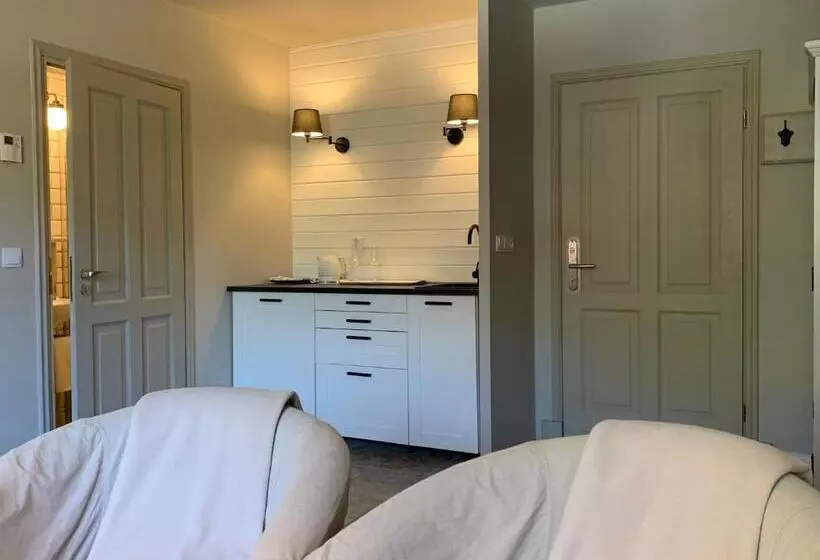 Aamiaismajoitus (B&B) Villa Park Wisełka Spa & Wellness