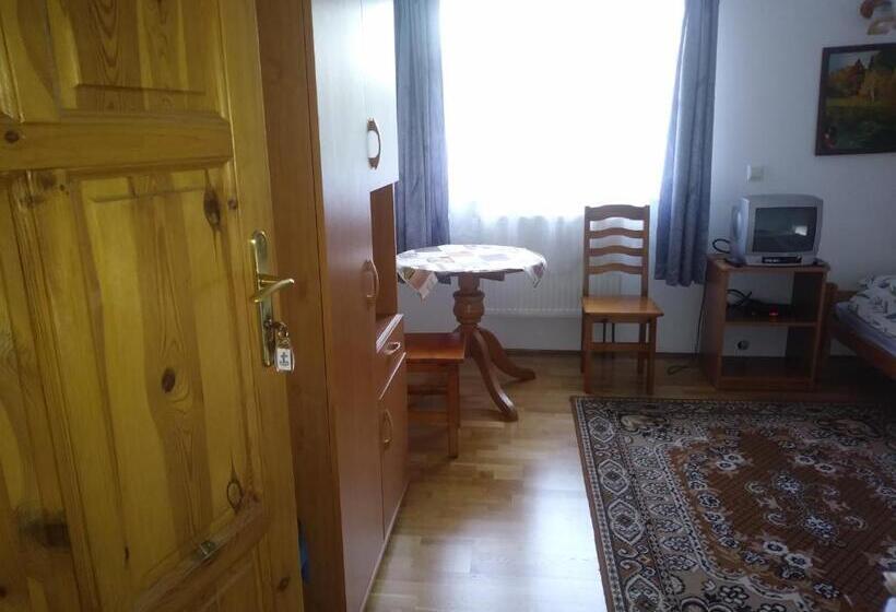 فندق Agroturystyka Stokrotka