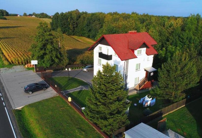 Hotell Agroturystyka Wichrowe Wzgorze