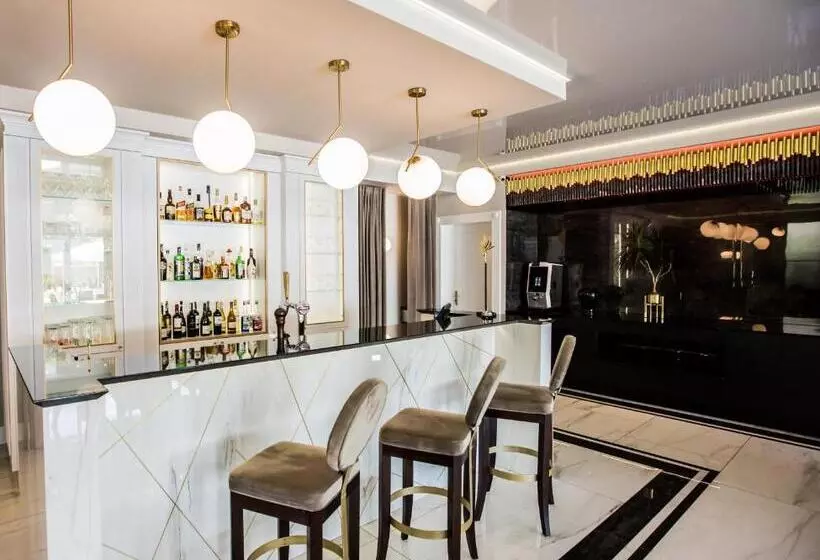 ホテル Biały Dom