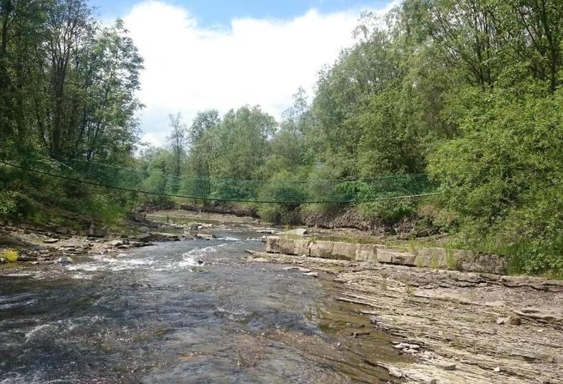 هتل Gospodarstwo Agroturystyczne Bustrycki