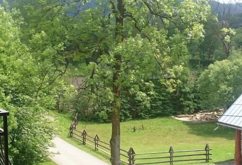 هتل Gospodarstwo Agroturystyczne Bustrycki